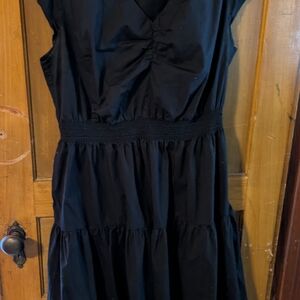 Elegant Black Sleeveless Dress